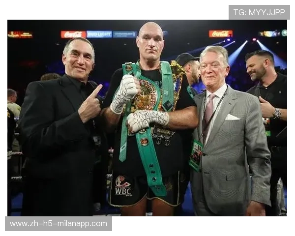 拳击世界冠军赛：泰森·富里击败德昂泰·怀尔德成功卫冕